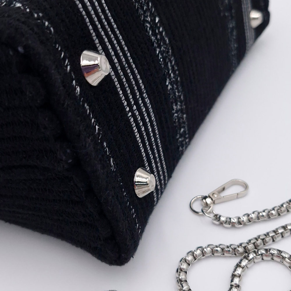 Bolso Amparo - Negro y Plateado - Imagen 6